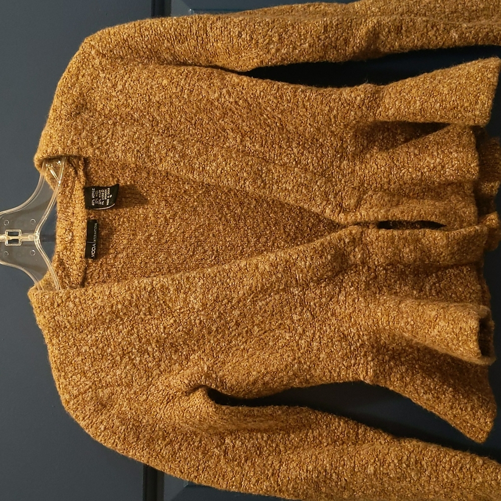Moda International beige front clasp cardigan